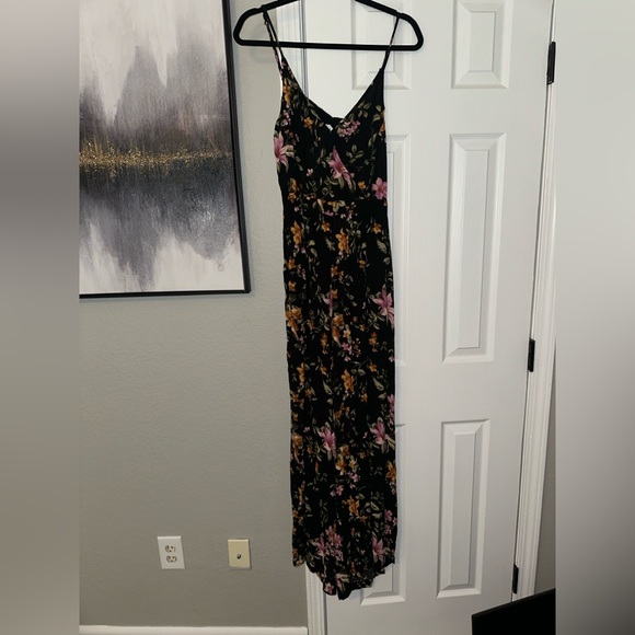 AE Floral Black Jumpsuit - Picture 3 of 8